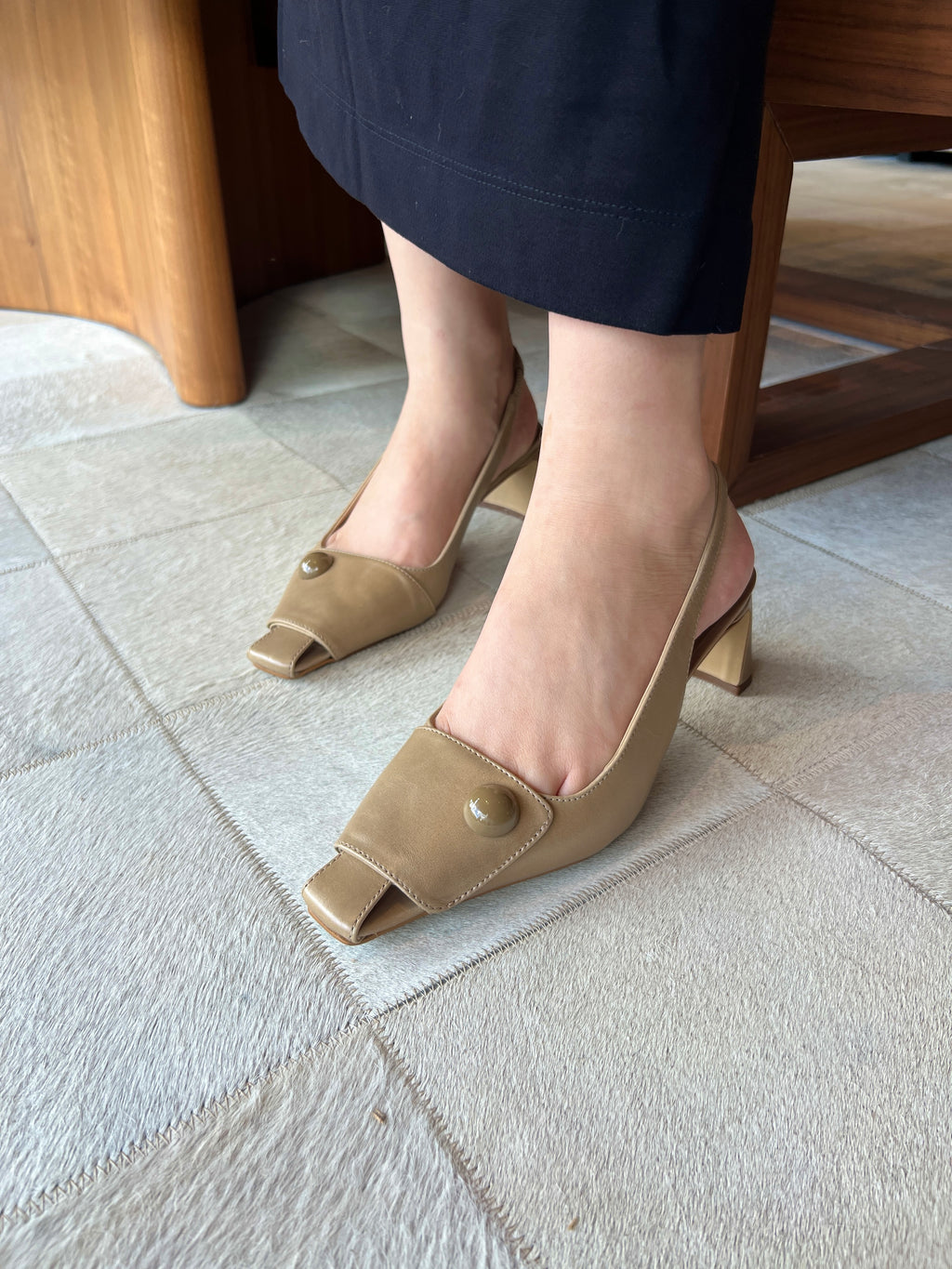 SLINGBACK COURO NUDE CECCONELLO