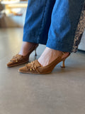 SLINGBACK CAMURÇA E FRANJA CECCONELLO