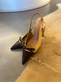 Scarpin Slingback Laço Verniz Bege Vicenza
