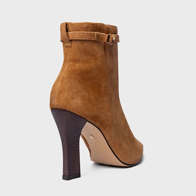 BOTA CANO CURTO SUEDE SALTO ALTO CARRANO 5193955