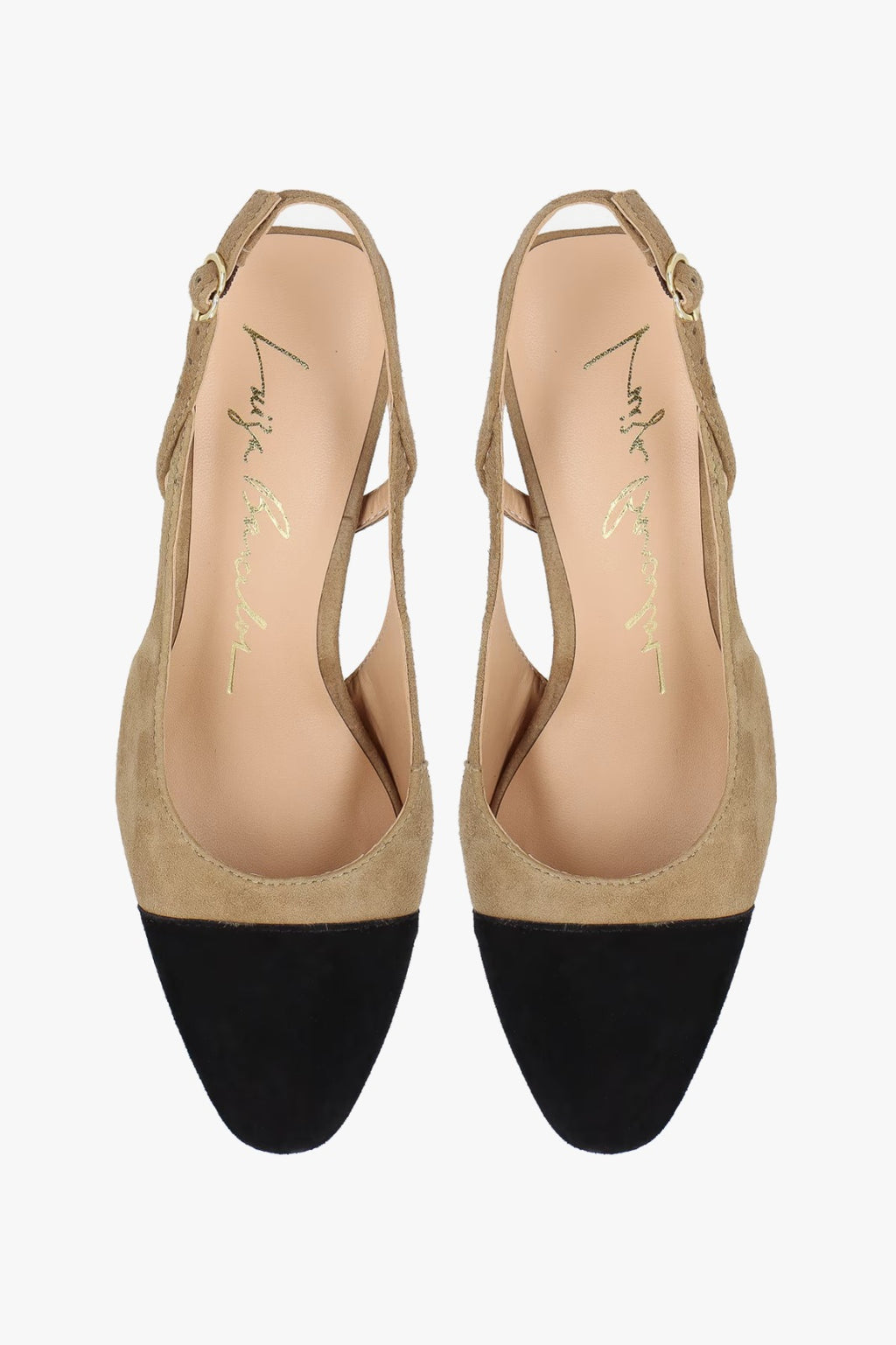 SCARPIN SLINGBACK EM CAMURÇA BEGE FENDI COM BIQUEIRA